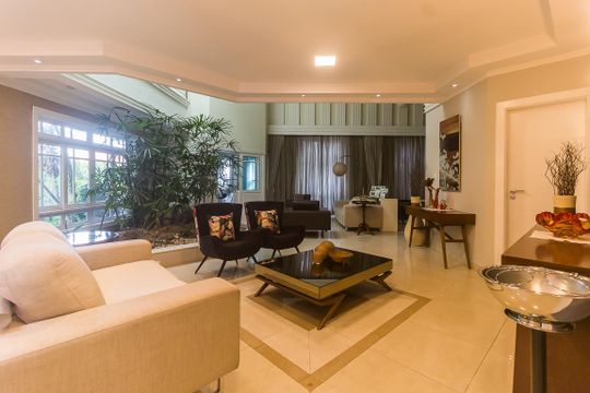 Casa para alugar com 5 quartos, 1004m² em Conjunto Alvorada, Poá