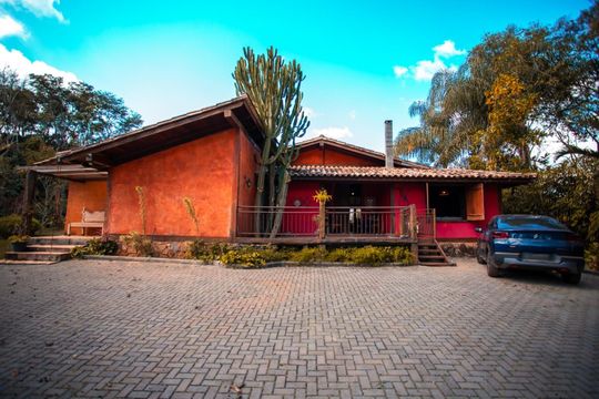 Área Externa de casa à venda com 5 quartos, 500m² em Parque do Engenho, Nova Lima
