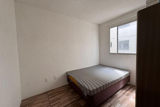 Quarto 1 de apartamento para alugar com 2 quartos, 48m² em Santos Dumont, São Leopoldo