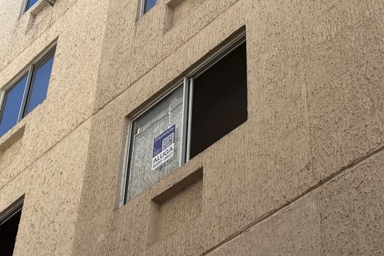 Plaquinha de apartamento para alugar com 2 quartos, 48m² em Santos Dumont, São Leopoldo
