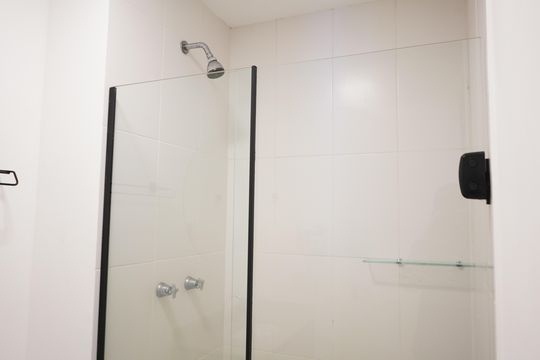 Banheiro de apartamento à venda com 1 quarto, 25m² em Belenzinho, São Paulo