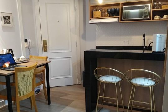 Cozinha de apartamento à venda com 1 quarto, 31m² em Bela Vista, São Paulo