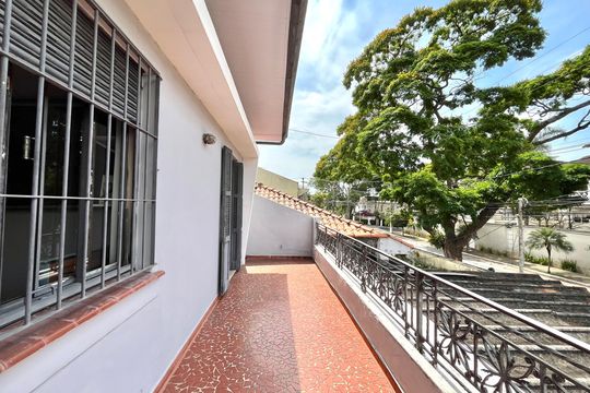 Varanda do Quarto 1 de casa à venda com 5 quartos, 358m² em Indianópolis, São Paulo