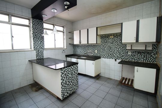 Cozinha de casa à venda com 5 quartos, 150m² em Brás de Pina, Rio de Janeiro