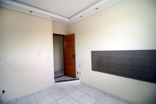 Suíte de casa à venda com 5 quartos, 150m² em Brás de Pina, Rio de Janeiro