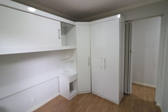 Quarto 1 de apartamento à venda com 2 quartos, 42m² em São Pedro, Osasco