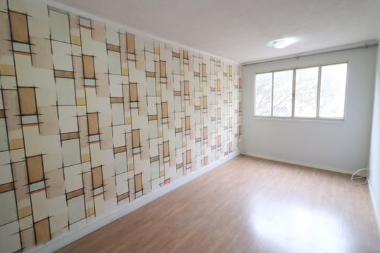 Sala de apartamento à venda com 2 quartos, 42m² em São Pedro, Osasco