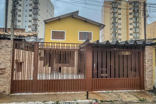 Fachada da Casa de casa à venda com 3 quartos, 166m² em Jardim Maria Duarte, São Paulo
