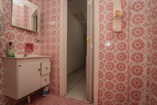 Banheiro 2 de casa à venda com 3 quartos, 166m² em Jardim Maria Duarte, São Paulo