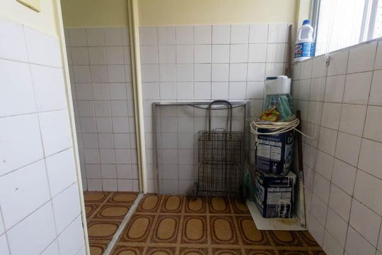 Área de Serviço de apartamento para alugar com 2 quartos, 56m² em Vila Sílvia, São Paulo