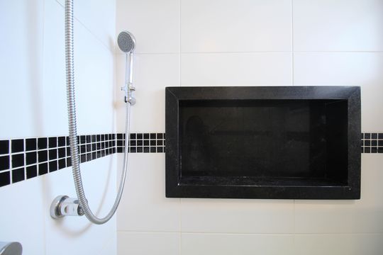 Banheiro da Suíte de apartamento à venda com 3 quartos, 90m² em Vila Andrade, São Paulo