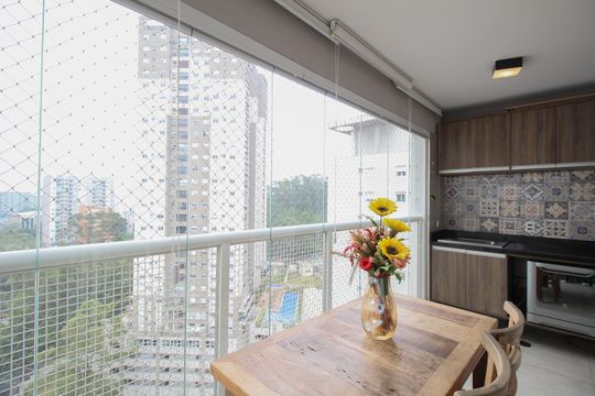 Varanda da Sala de apartamento à venda com 3 quartos, 90m² em Vila Andrade, São Paulo