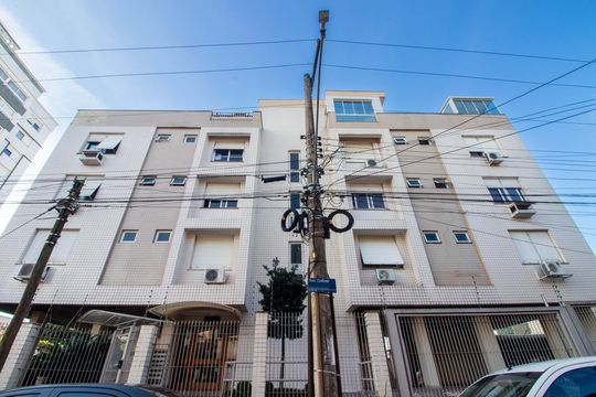 Fachada de apartamento para alugar com 2 quartos, 176m² em Jardim Lindóia, Porto Alegre