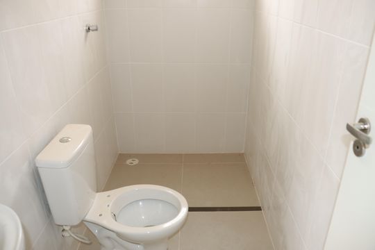Banheiro Social de casa de condomínio para alugar com 2 quartos, 80m² em Chácara Ondas Verdes, Cotia