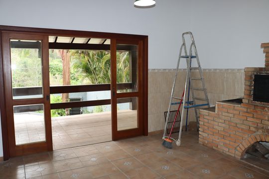 Espaço Gourmet de casa de condomínio para alugar com 7 quartos, 570m² em Jardim Passargada I, Cotia