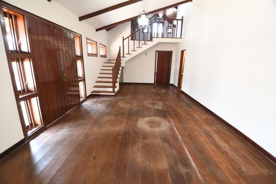 Casa à venda com 4 quartos, 270m² em Jardim Santa Genebra Ii (barão Geraldo), Campinas