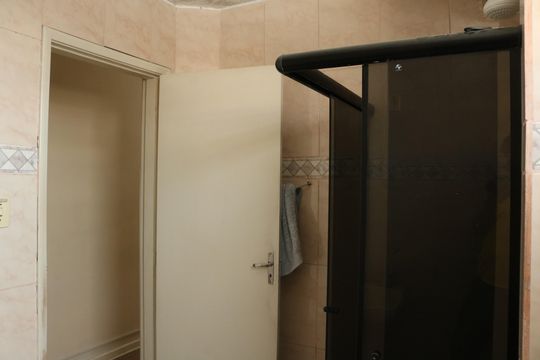 Banheiro de apartamento à venda com 3 quartos, 127m² em Bom Retiro, São Paulo