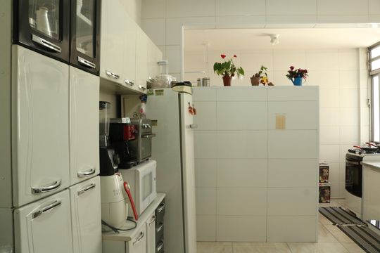 Cozinha de apartamento à venda com 3 quartos, 127m² em Bom Retiro, São Paulo