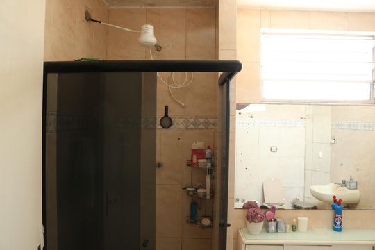 Banheiro de apartamento à venda com 3 quartos, 127m² em Bom Retiro, São Paulo