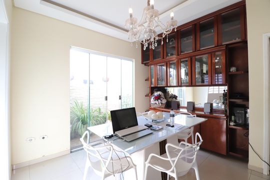 Sala de Jantar de casa para alugar com 3 quartos, 280m² em Presidente Roosevelt, Uberlândia