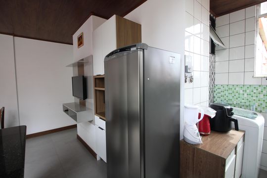 Cozinha de apartamento para alugar com 2 quartos, 40m² em Freguesia (jacarepaguá), Rio de Janeiro
