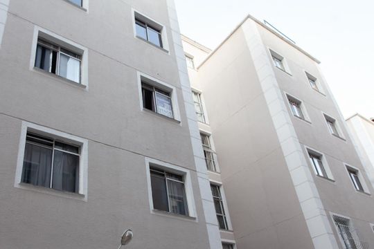 Plaquinha Instalada de apartamento à venda com 2 quartos, 55m² em Frei Leopoldo, Belo Horizonte