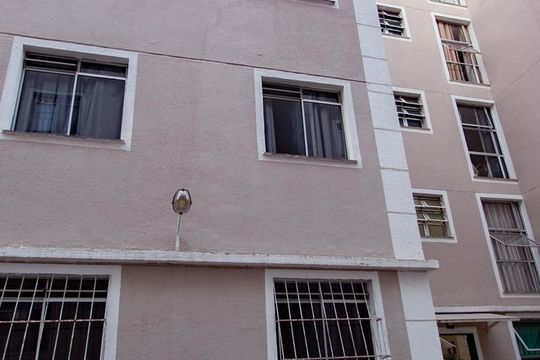 Plaquinha Instalada de apartamento à venda com 2 quartos, 55m² em Frei Leopoldo, Belo Horizonte