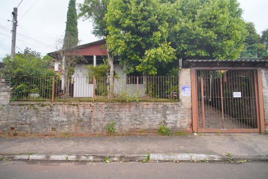 Fachada de casa à venda com 3 quartos, 120m² em Liberdade, Novo Hamburgo