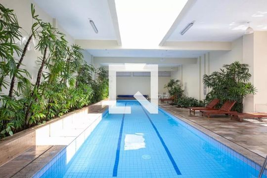 Área comum - Piscina de apartamento à venda com 2 quartos, 63m² em Barra Funda, São Paulo