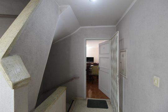 Corredor de apartamento à venda com 4 quartos, 97m² em Floresta, Porto Alegre