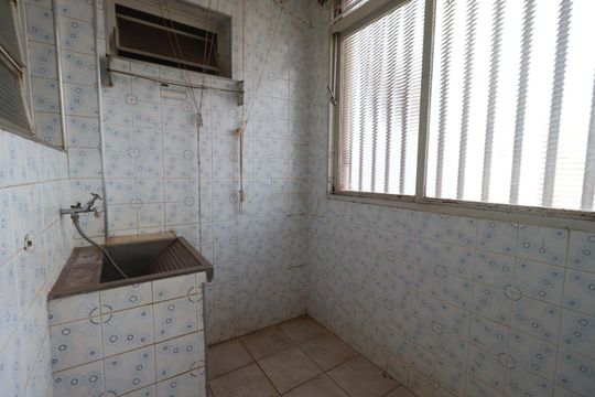 Área de Serviço de apartamento para alugar com 4 quartos, 134m² em Centro, Ribeirão Preto
