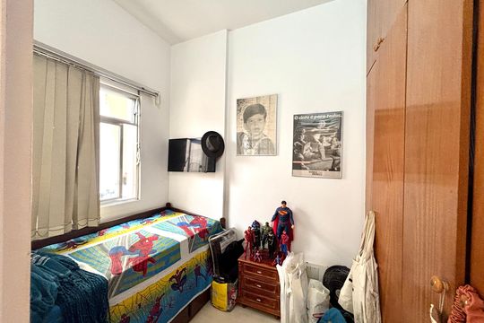Quarto 1 de apartamento à venda com 1 quarto, 40m² em Copacabana, Rio de Janeiro
