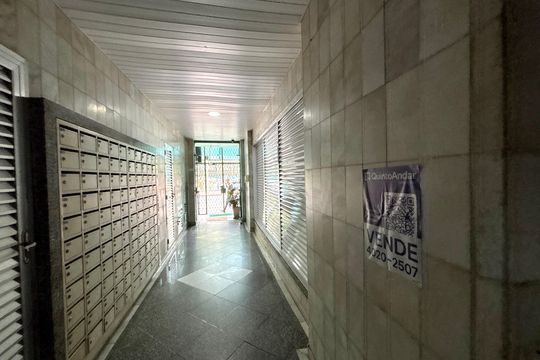 Plaquinha de apartamento à venda com 1 quarto, 40m² em Copacabana, Rio de Janeiro
