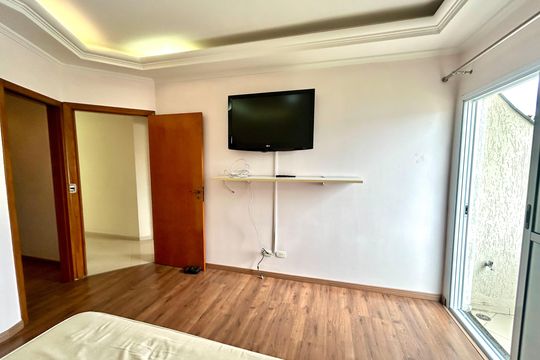 Suíte 2 de casa à venda com 4 quartos, 427m² em Vila Galvão, Guarulhos