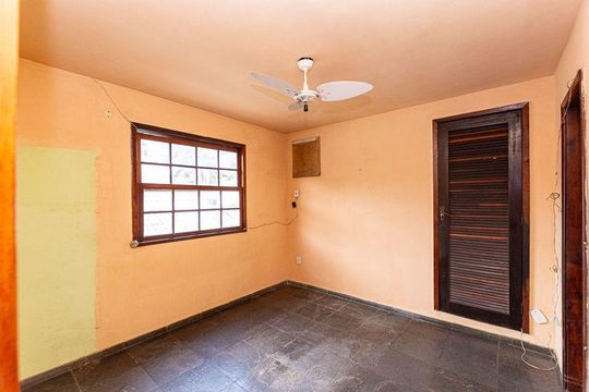 Casa à venda com 7 quartos, 300m² em Fátima, Niterói