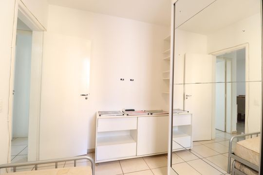 Quarto 2 de apartamento para alugar com 2 quartos, 45m² em Morada da Colina, Uberlândia