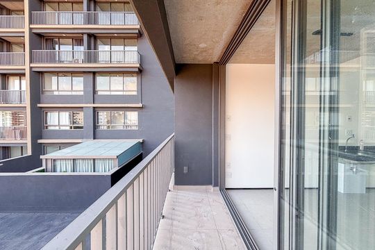 Varanda de kitnet/studio à venda com 1 quarto, 25m² em Vila Mariana, São Paulo