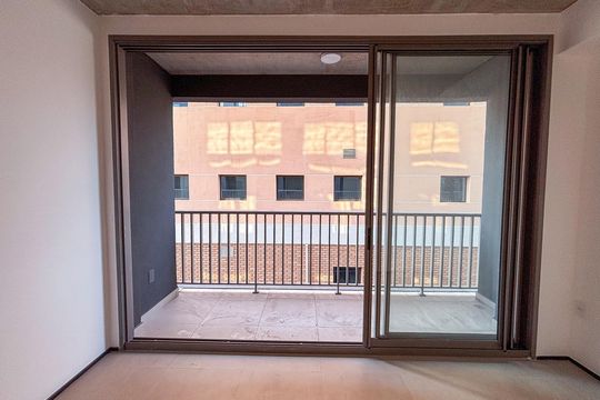 Varanda de kitnet/studio à venda com 1 quarto, 33m² em Vila Mariana, São Paulo