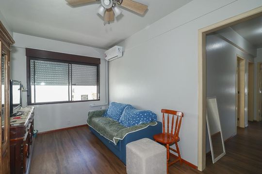Apartamento à venda com 3 quartos, 84m² em São João, Porto Alegre