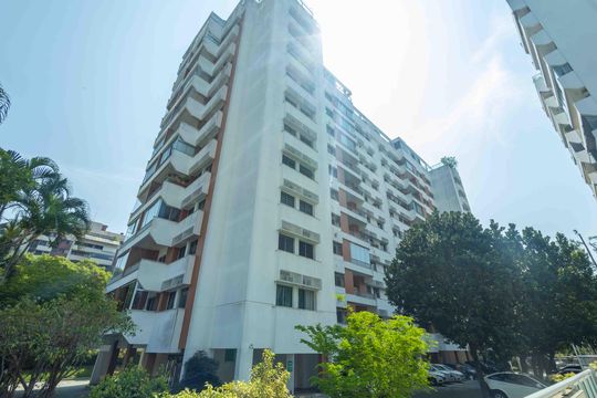 Fachada de apartamento à venda com 4 quartos, 136m² em Barra da Tijuca, Rio de Janeiro