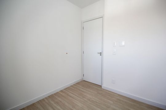 Quarto 1 de apartamento para alugar com 2 quartos, 42m² em Vila Brasilandia, São Paulo