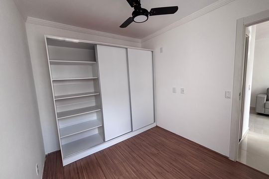 Quarto 2 de apartamento para alugar com 2 quartos, 48m² em Recreio dos Bandeirantes, Rio de Janeiro