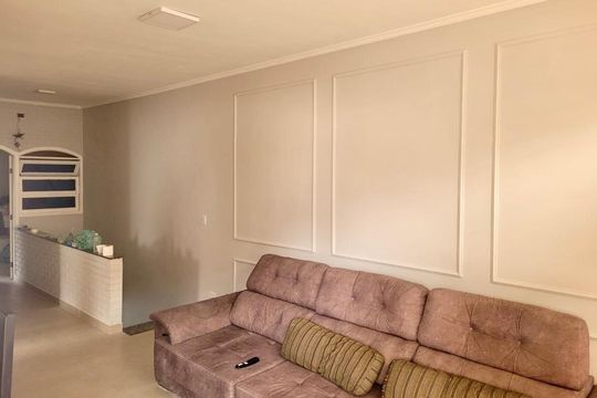 Casa à venda com 3 quartos, 180m² em Vila Pauliceia, São Paulo