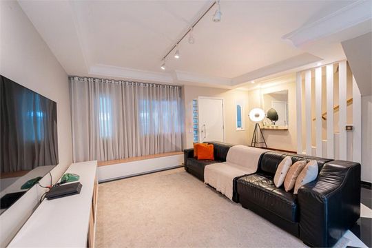 Casa para alugar com 2 quartos, 140m² em Chácara Santo Antônio (Zona Sul), São Paulo