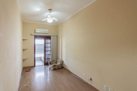 Sala de apartamento à venda com 2 quartos, 90m² em Vila Isabel, Rio de Janeiro