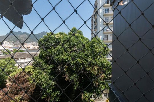 Vista de apartamento à venda com 2 quartos, 90m² em Vila Isabel, Rio de Janeiro