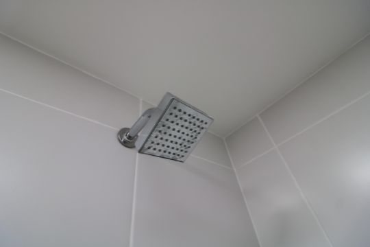 Banheiro de apartamento à venda com 2 quartos, 48m² em Jardim Independência (são Paulo), São Paulo