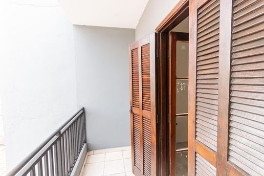 Casa para alugar com 4 quartos, 300m² em Jardim Santo Antônio, Santo André