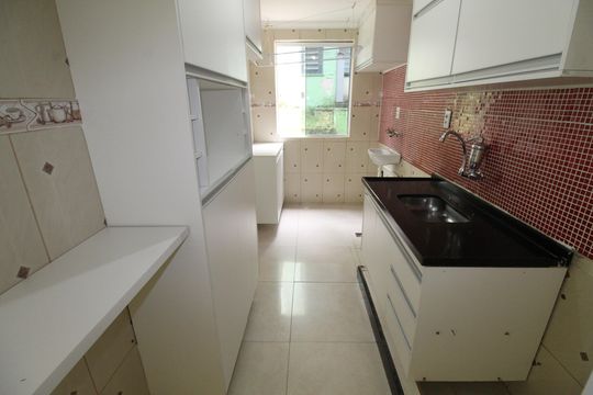 Cozinha de apartamento para alugar com 2 quartos, 50m² em Bosque dos Eucaliptos, São José dos Campos