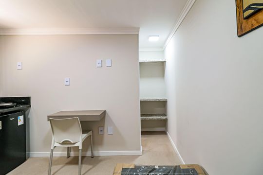 Studio de kitnet/studio para alugar com 1 quarto, 15m² em Vila Morse, São Paulo